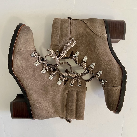 Sam Edelman Manchester Booties - Picture 7 of 11